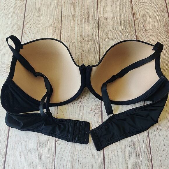 Adore Me Black Lace Bra - Picture 2 of 5
